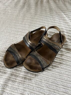Romika Comfort Slingback Sandals in Metallic finish